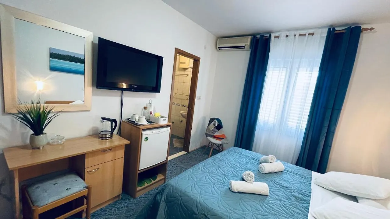 Guest house Apartmens And Rooms Madunic V Split Croatia