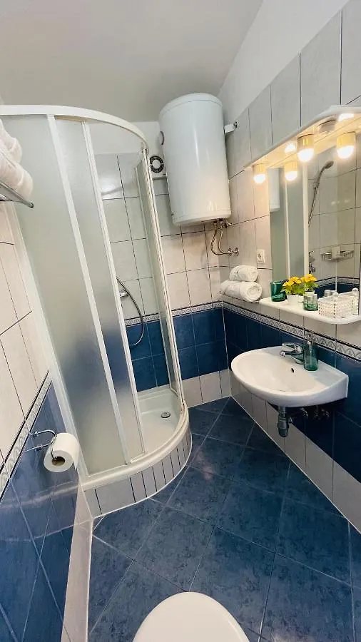 Guest house Apartmens And Rooms Madunic V Split Croatia