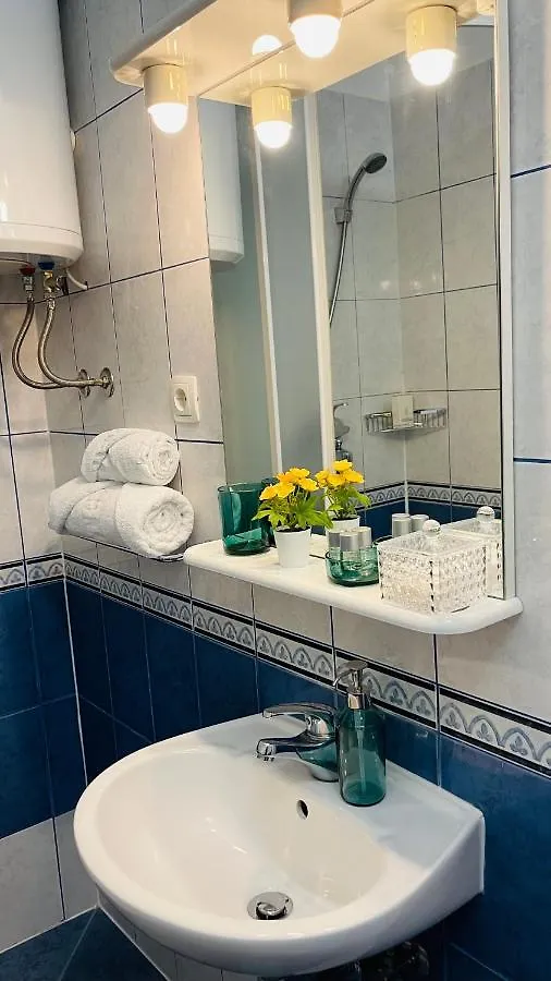 Guest house Apartmens And Rooms Madunic V Split