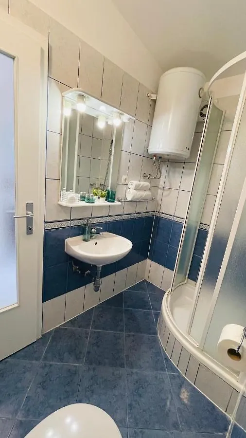 Apartmens And Rooms Madunic V Split