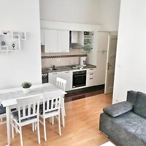 Appartement Anamarija-bacvice, Split
